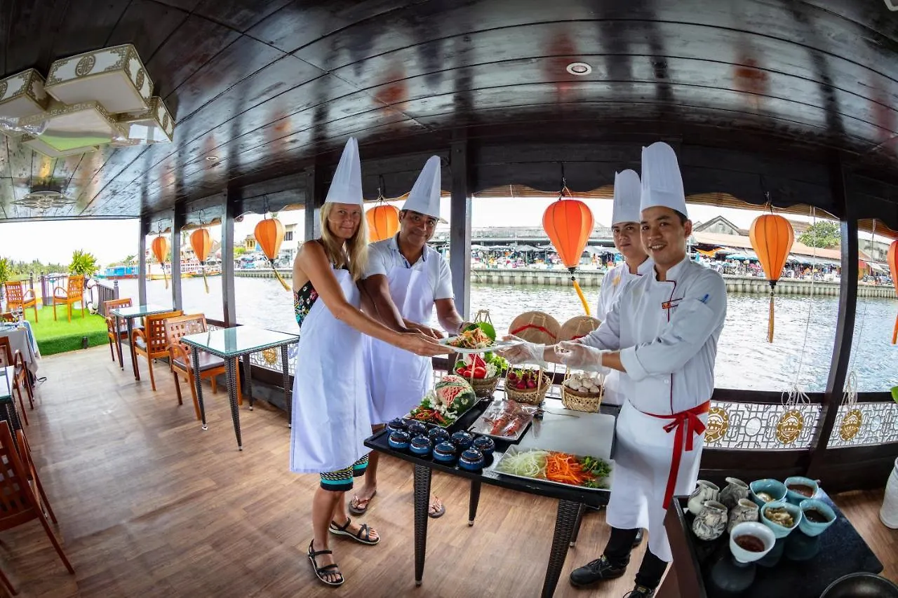 Little Riverside Hoi An . A Luxury Hotel & Spa 5*,